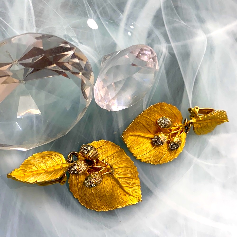 Brilliant Bold Very Addictive Craft Earrings 135$
